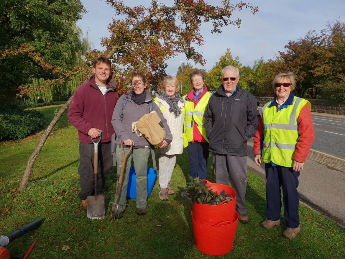 Volunteering-with-Guiseley-in-Bloom.jpg